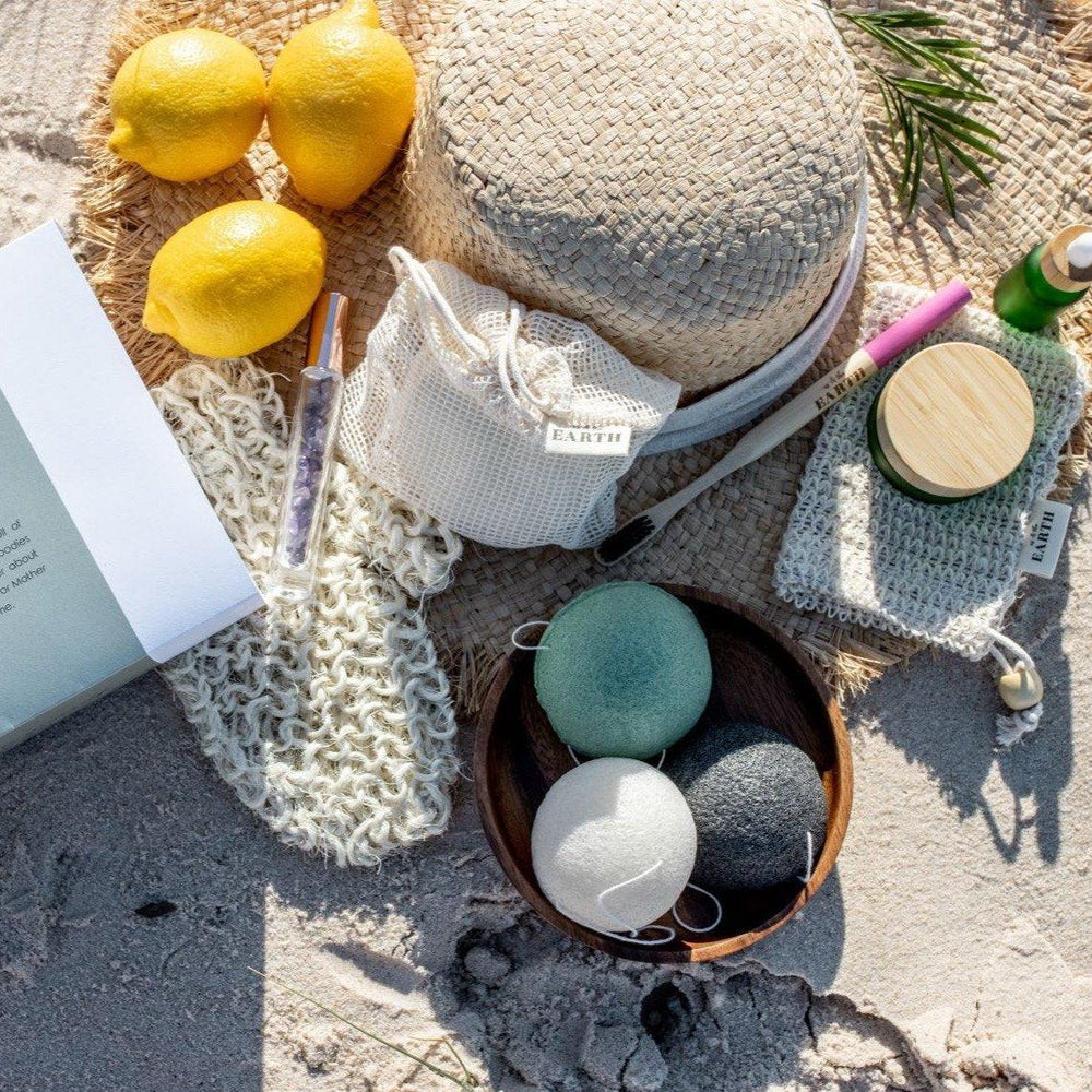 Us And The Earth - Eco Beauty Box