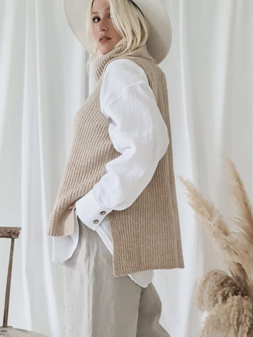 Bypias - Vestie Woollen Vest - Taupe