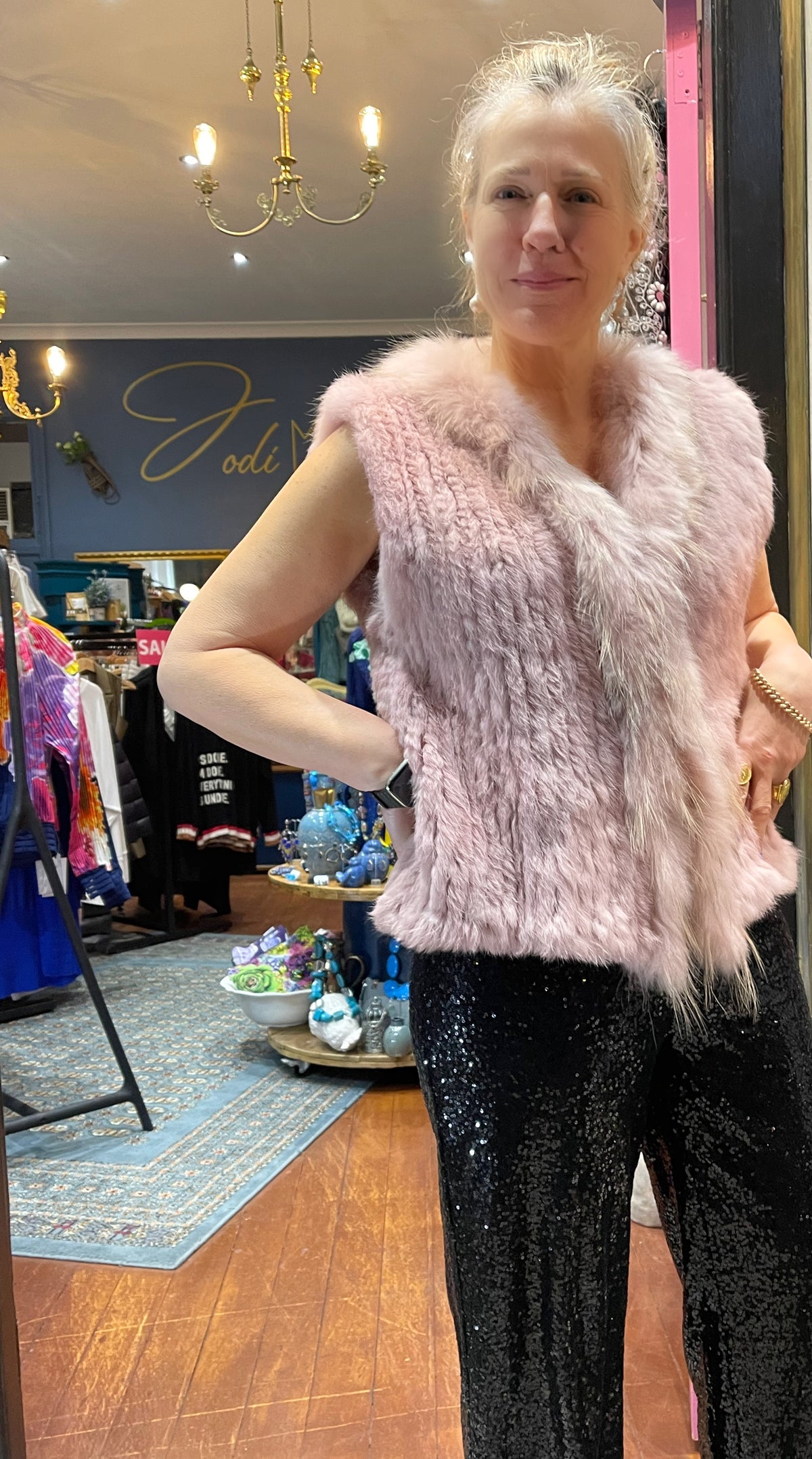 Fangsco Furs- Fur Cropped Vest Jacket - Blush Pink