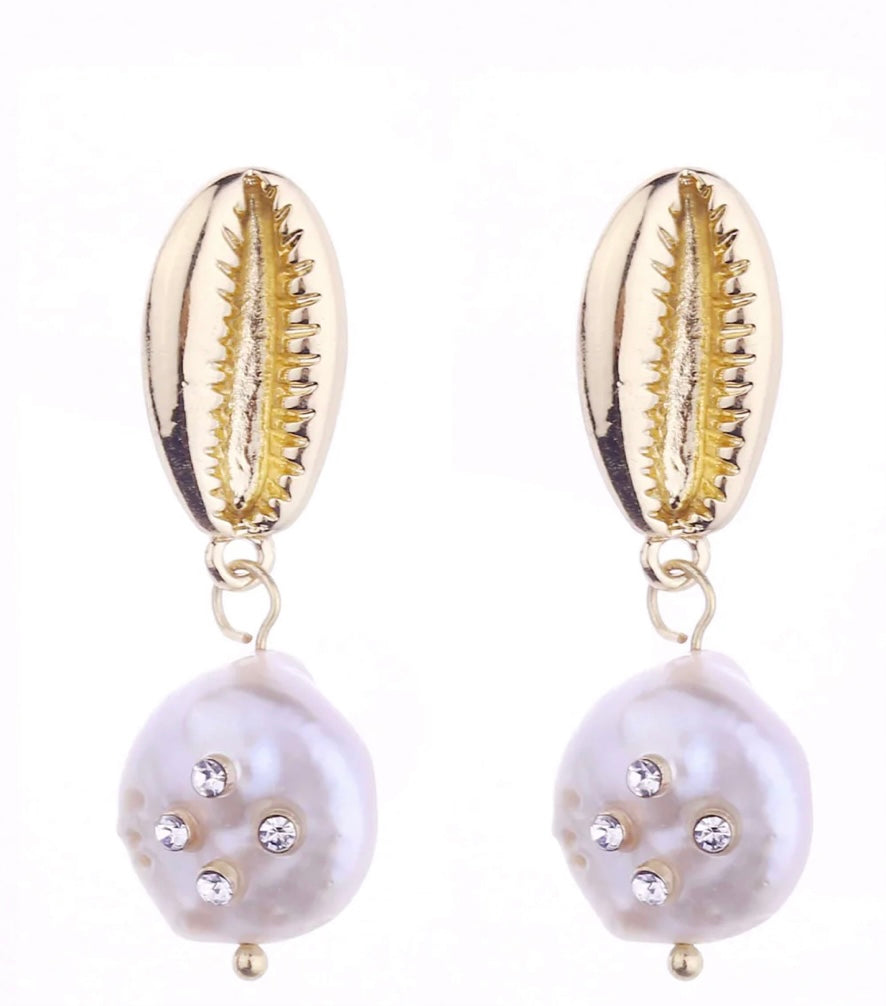 GXG Collective Kim Freshwater Shell Pearl Earrings - Freshwater Pearl