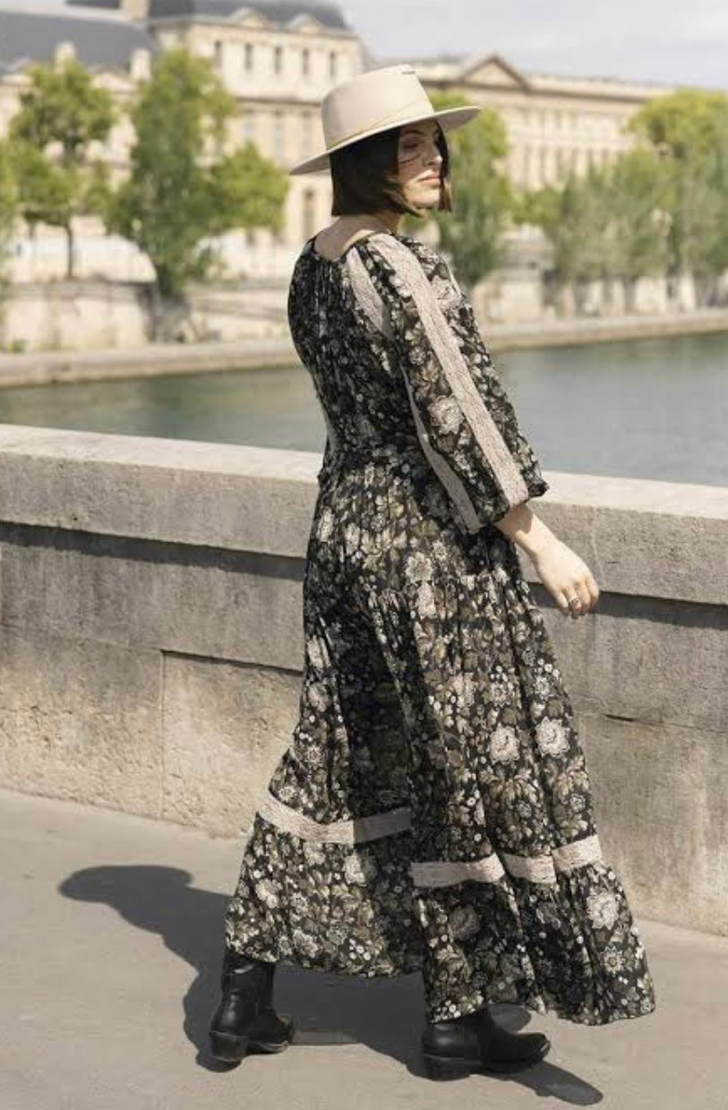 Miss June Paris Capucine Dress Black 